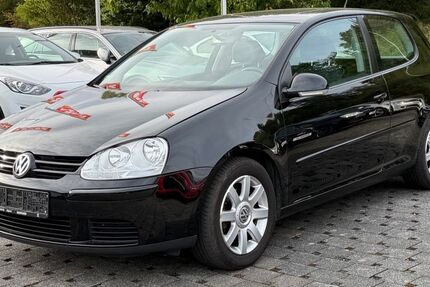 VW Golf 212.000 km 1.295 &euro; Boppard 56154