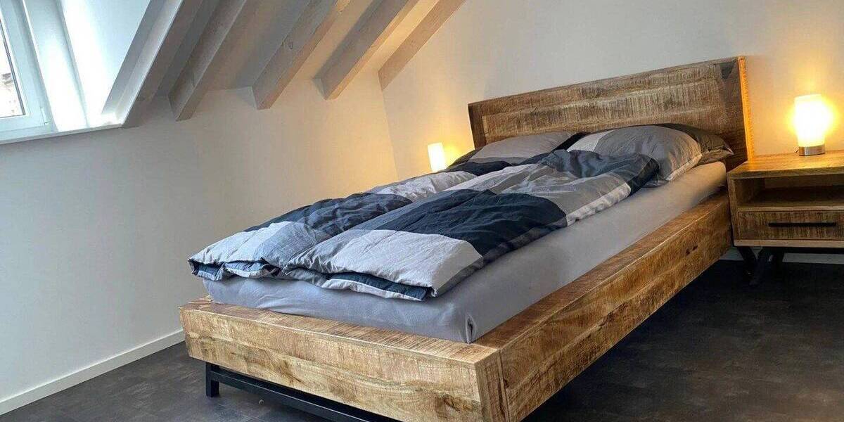 Etagenwohnung Weimar Nordvorstadt - 2 Zimmer, 82 m&sup2;, 880&euro; | Angebot:26841291