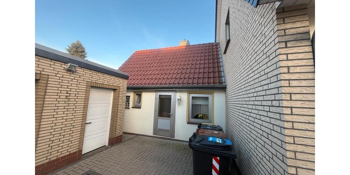 Einfamilienhaus Twistringen - 8 Zimmer, 122 m&sup2;, 1.700&euro; | Angebot:25152060