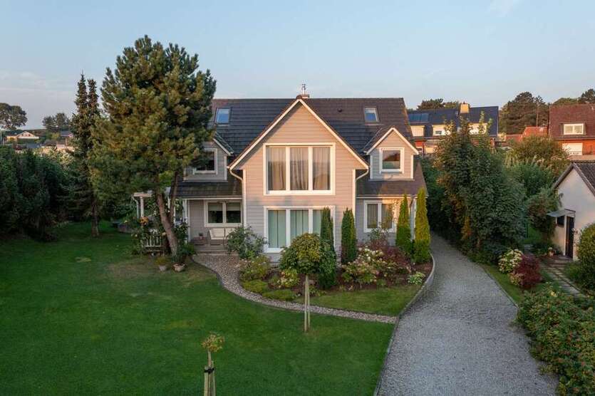 Haus zum Kaufen in Glücksburg Bockholm 1.290.000 € 186 m²