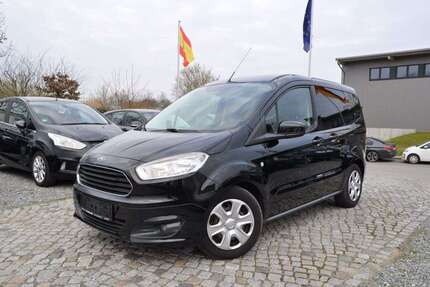 Ford Tourneo Courier 85.000 km 8.980 &euro; Ahrensboek 23623