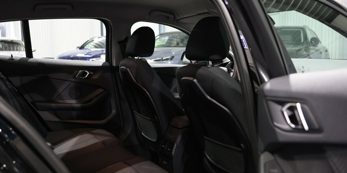 BMW 120d Advantage / LED / LIVE-COCKPIT-PRO+NAVI+ 98.000 km 20.991 &euro; Hamm 59077