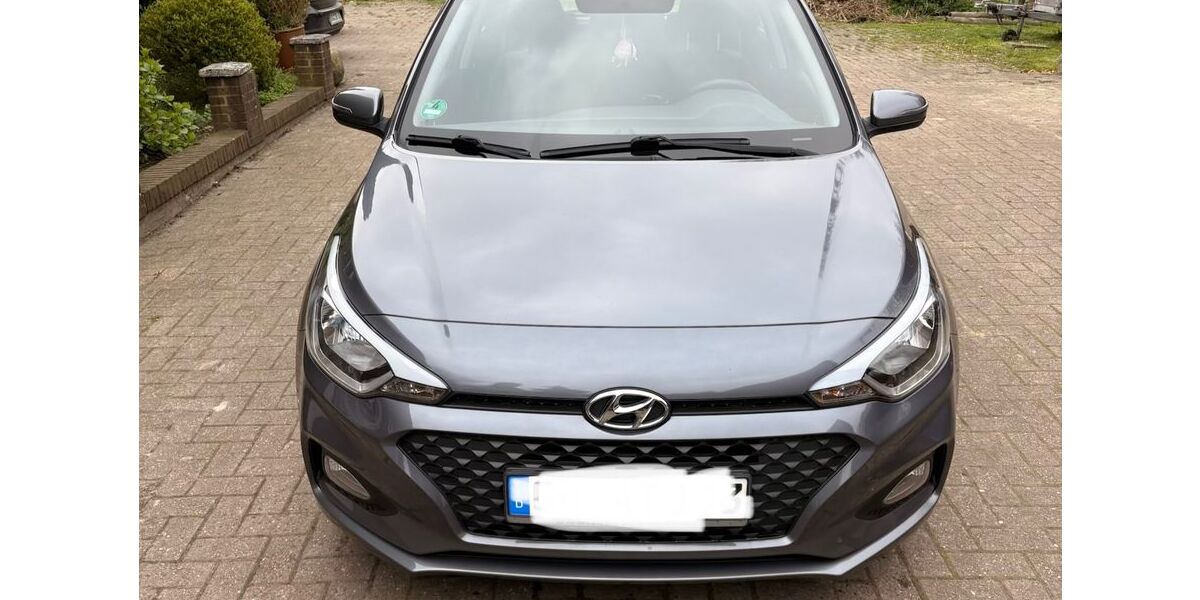 Hyundai i20 130.144 km 7.150 &euro; Berne 27804