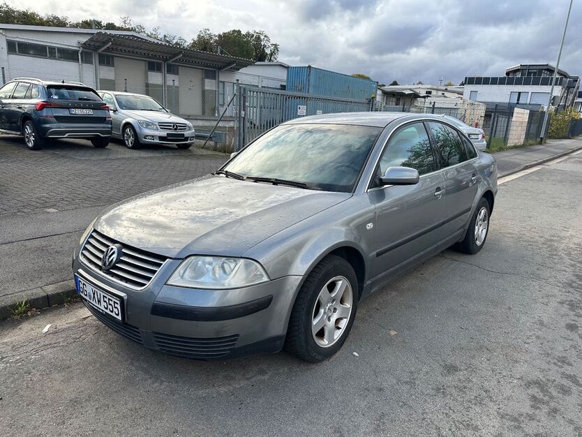 VW Passat 198.000 km 1.990 € Mainz 55120