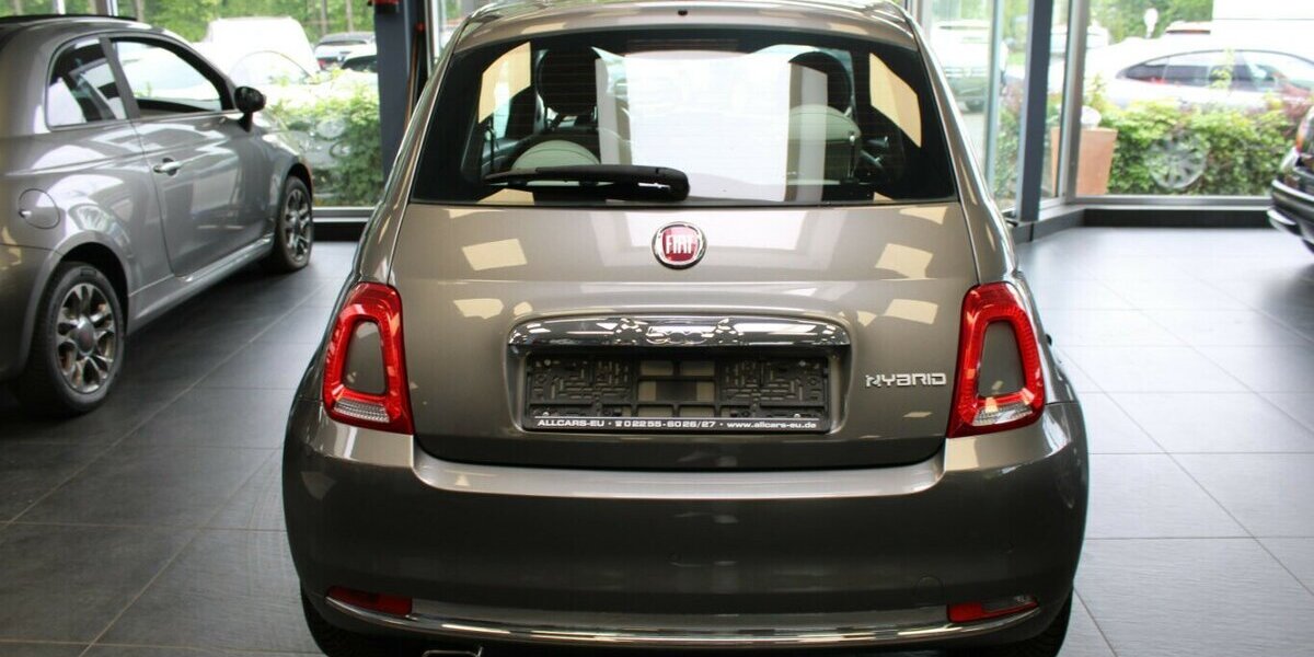 Fiat 500 1.0 GSE Hybrid Dolcevita 24.490 km 11.980 &euro; Euskirchen 53881