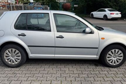 VW Golf