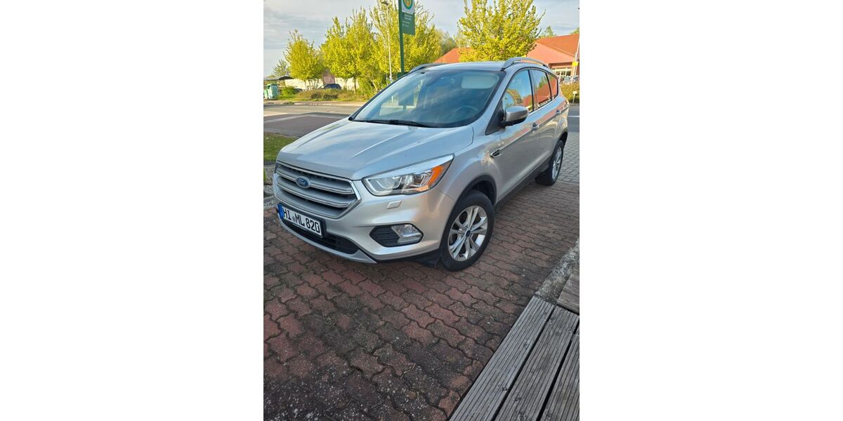 Ford Kuga 79.100 km 13.600 &euro; Algermissen 31191