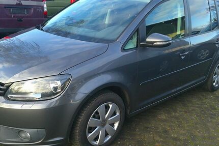 VW Touran 275.000 km 4.999 &euro; Neddemin 17039