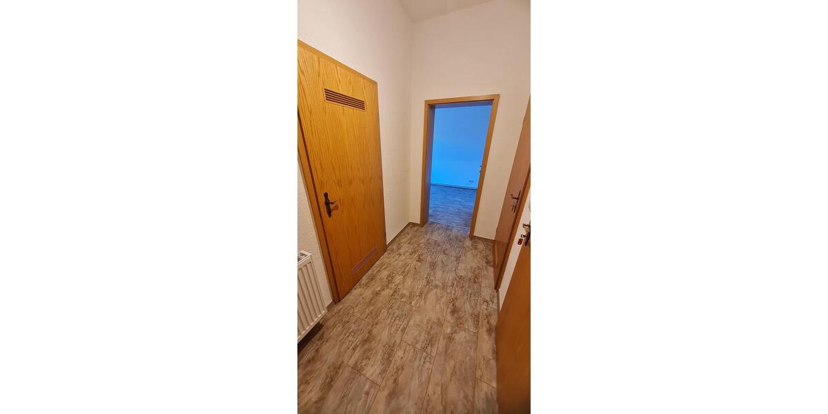 Etagenwohnung Eisleben (Lutherstadt) - 2 Zimmer, 66 m&sup2;, 396&euro; | Angebot:26405521
