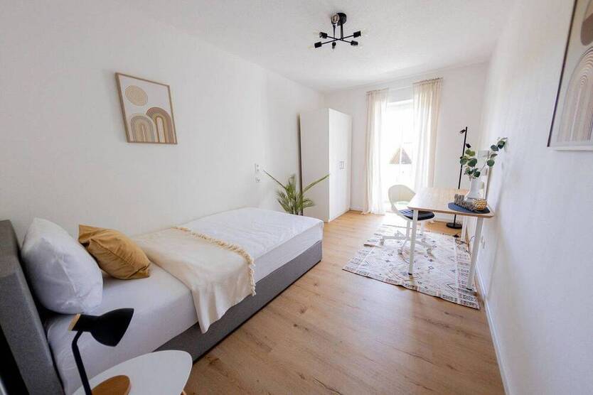 Frisch renovierte 1-Zi-Whg. in Passau - möbliert, Balkon & Blick aufs Wasser