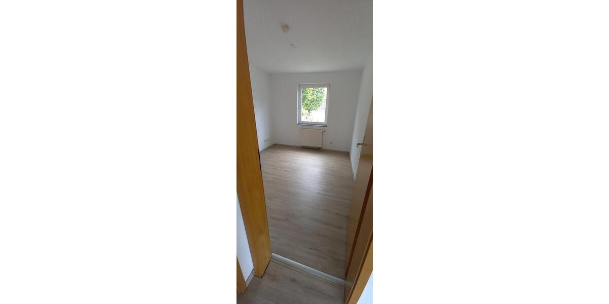 Erdgeschoßwohnung Bingen - 4 Zimmer, 85 m&sup2;, 750&euro; | Angebot:26699886
