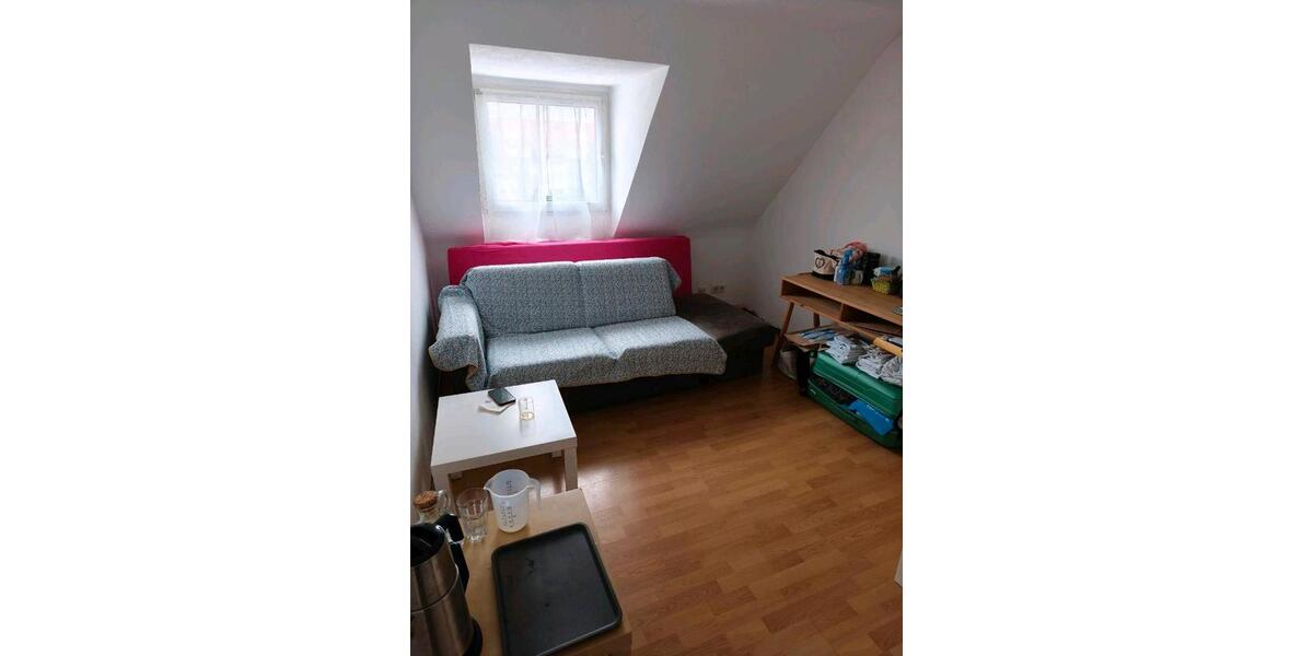 Dachgeschoßwohnung Erlangen Am Anger - 2 Zimmer, 65 m&sup2;, 850&euro; | Angebot:26147935