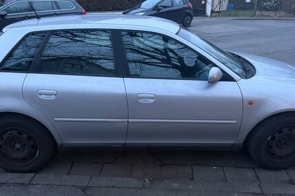 Audi A3 160.000 km 2.300 &euro; Wiesbaden 65199