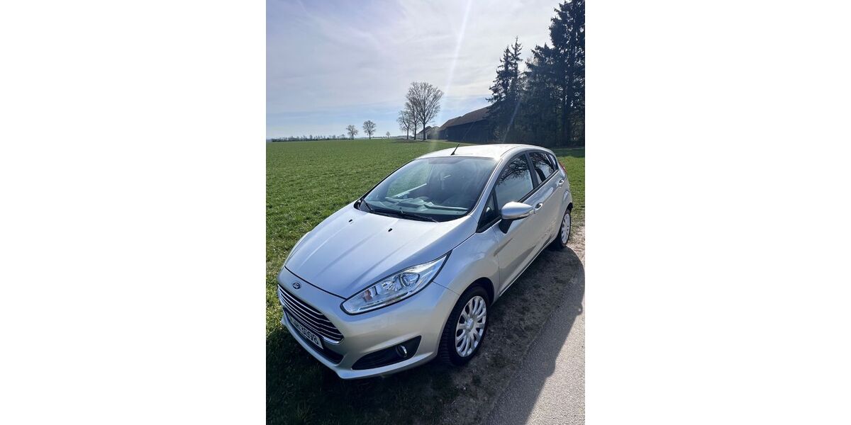 Ford Fiesta 82.500 km 6.800 &euro; Neutraubling 93073