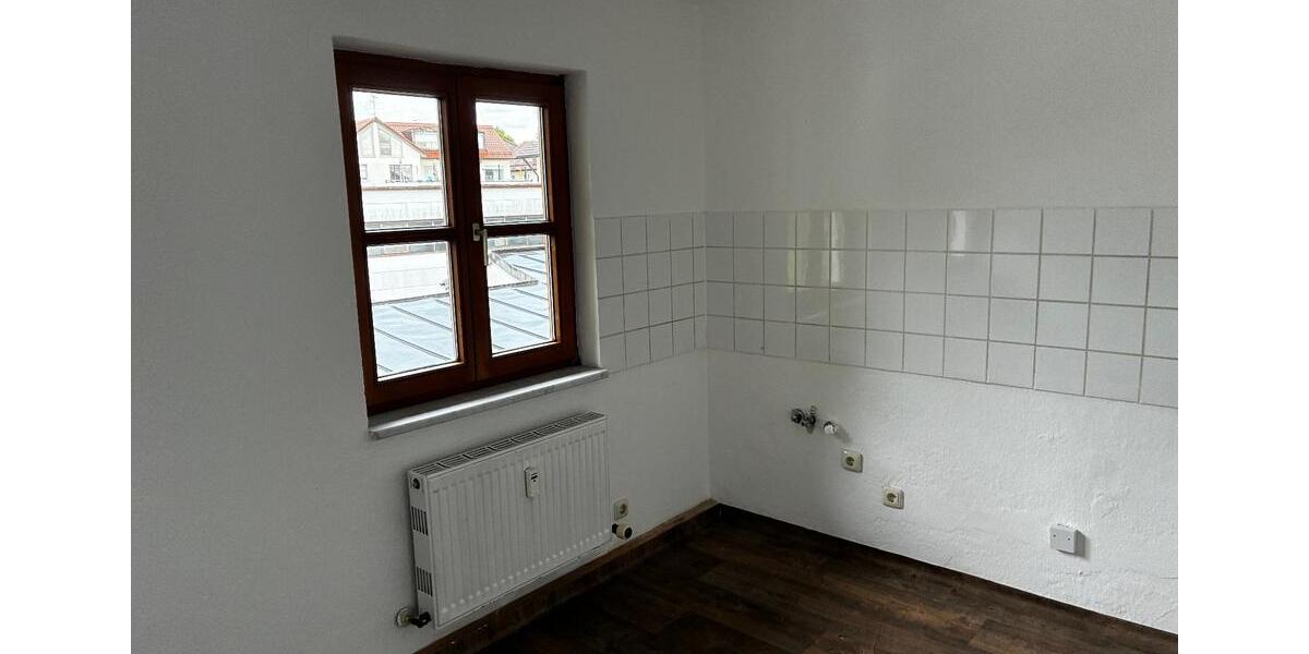 Etagenwohnung Zorneding - 4 Zimmer, 95 m&sup2;, 1.235&euro; | Angebot:26481242