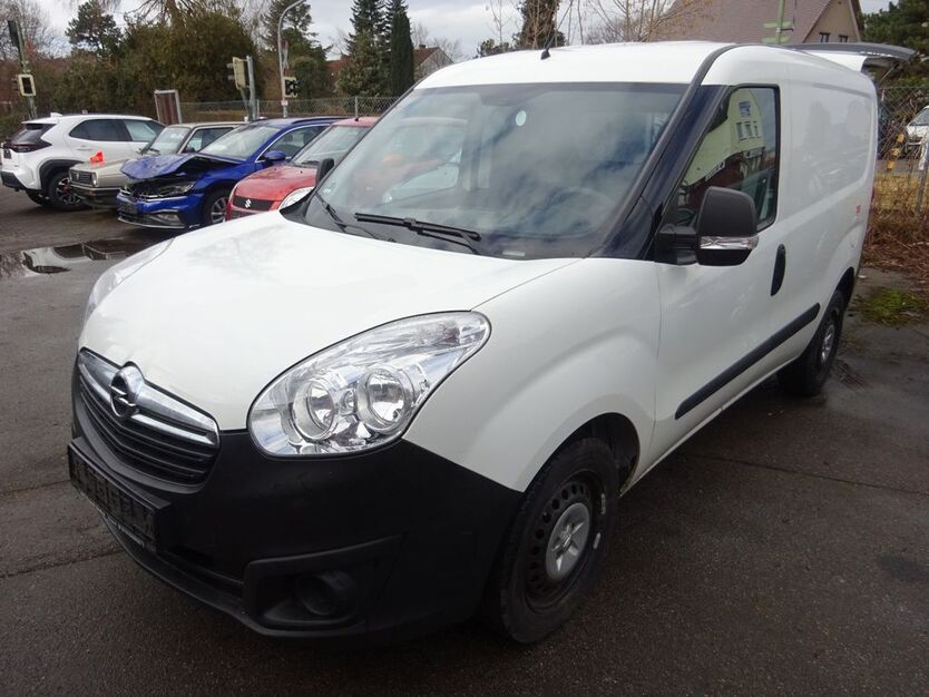 Opel Combo 232.600 km 2.990 € Augsburg 86167