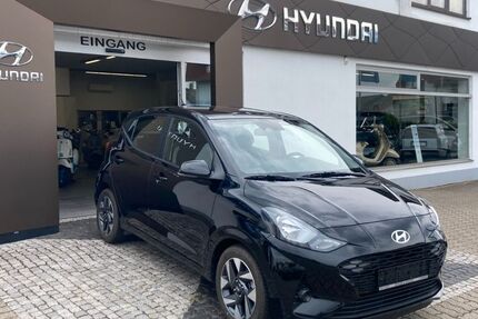 Hyundai i10 4.600 km 17.490 &euro; Emmendingen-Kollmarsreute 79312