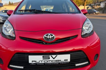 Toyota Aygo (X) 146.180 km 4.440 € Schmallenberg 57392