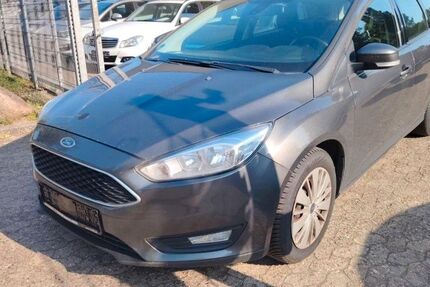 Ford Focus 186.500 km 3.990 &euro; Buxtehude 21614