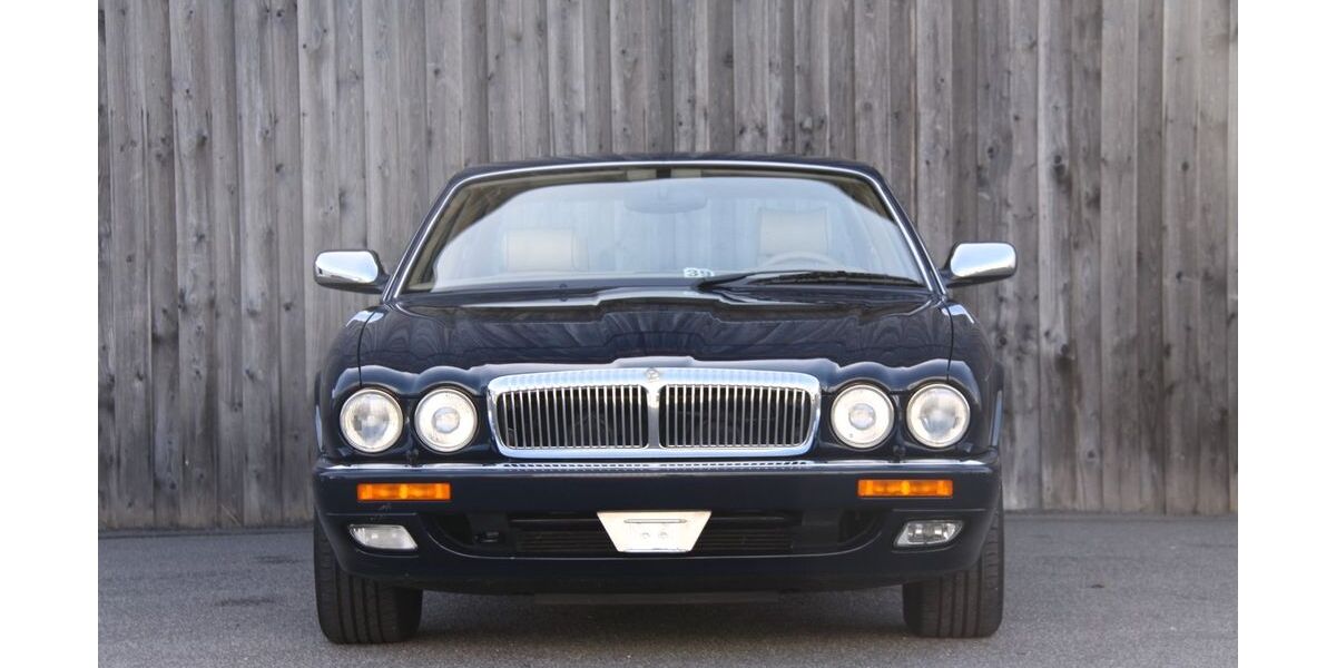Jaguar Daimler 23.000 km 59.999 &euro; Heppenheim 64646