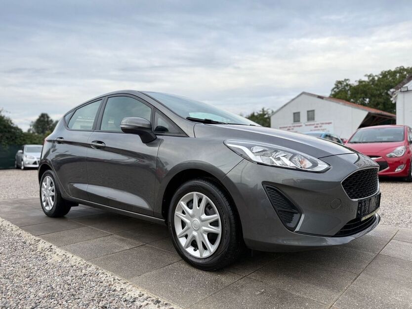 Ford Fiesta 79.000 km 8.499 € Hannover 30163