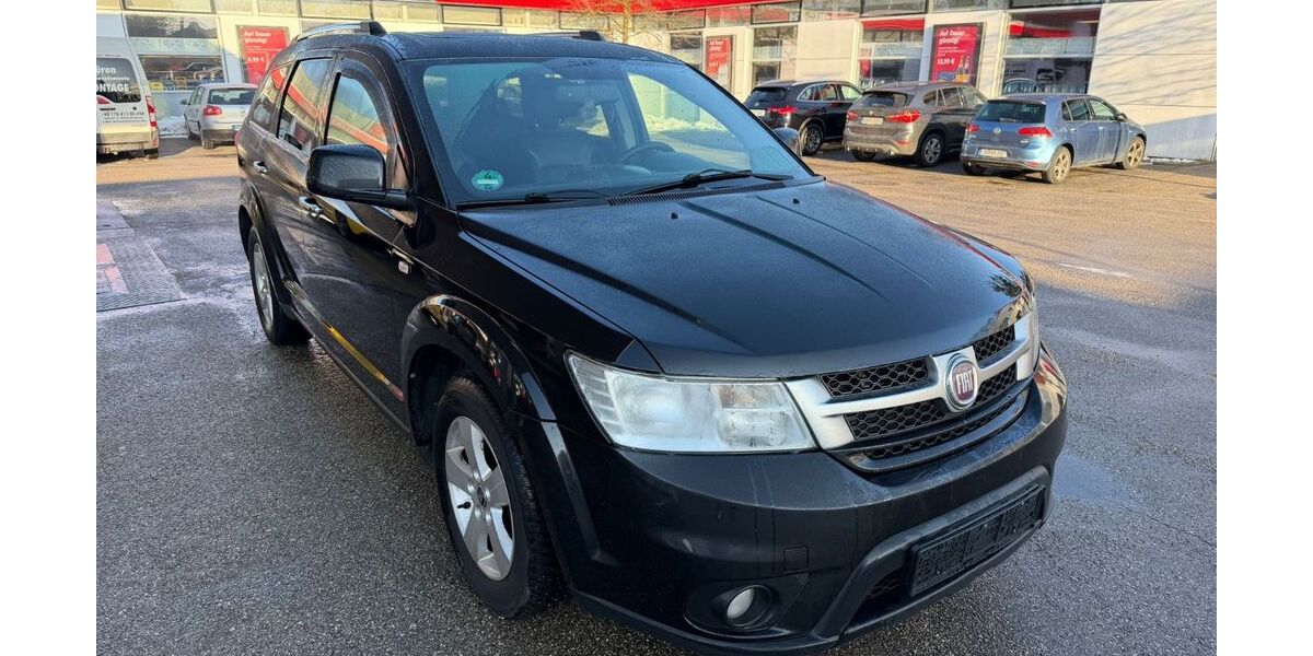 Fiat Freemont 320.000 km 3.890 &euro; München 81829