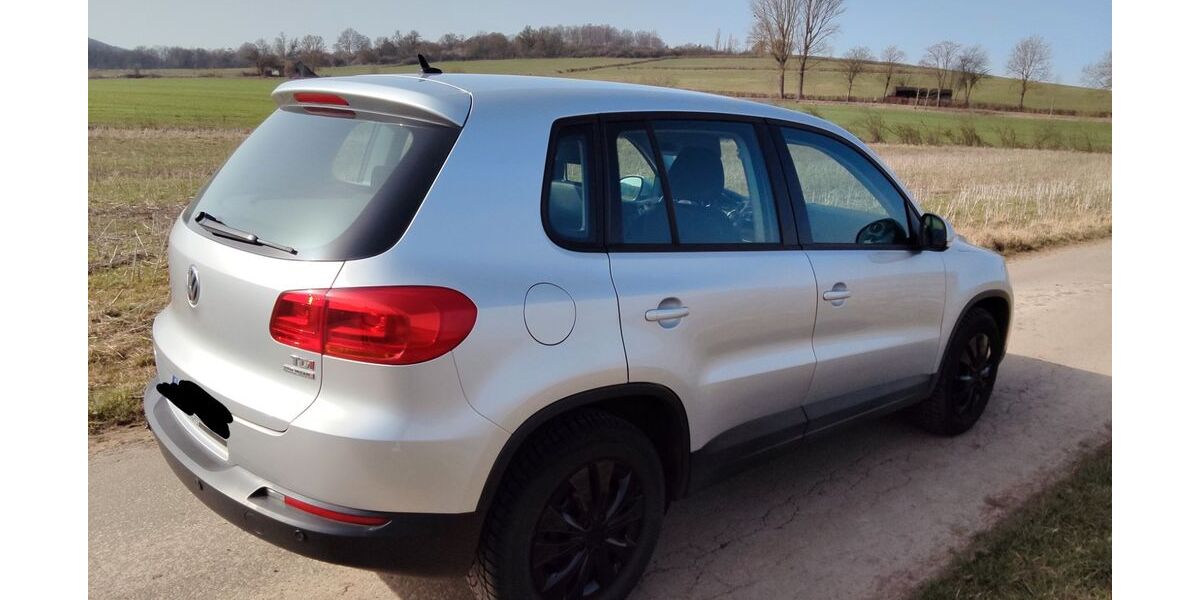 VW Tiguan 140.550 km 8.600 &euro; Bad Driburg 33014
