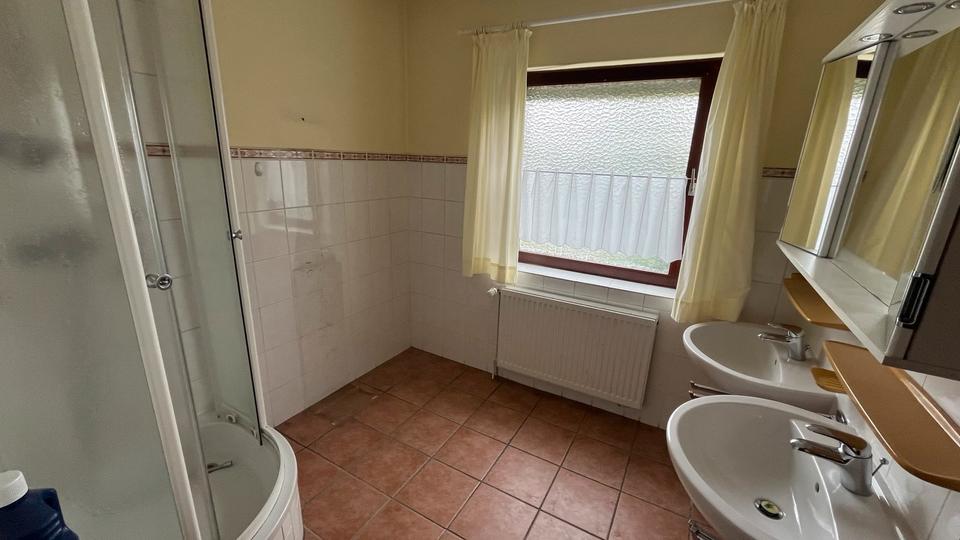 Einfamilienhaus Schöningen - 4 Zimmer, 146 m&sup2;, 270.000&euro; | Angebot:27056363