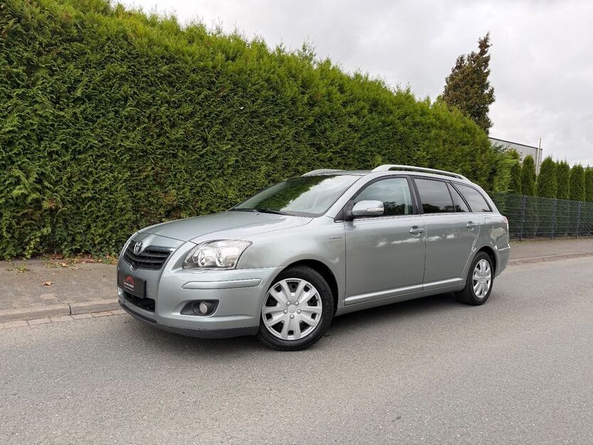 Toyota Avensis 300.000 km 1.650 € Erwitte 59597