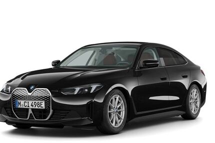 BMW i4 4.800 km 53.920 &euro; Bremen 28757