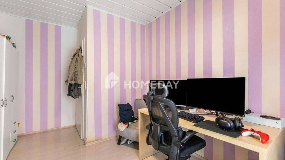 Großzügige 5-Zimmer-Etagenwohnung mit Balkon und Garage in gefragter Lage von Eppstein-Niederjosbach 5 zimmer