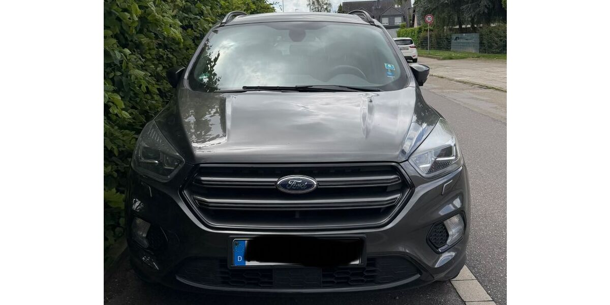 Ford Kuga 71.000 km 15.800 &euro; Alsdorf 52477