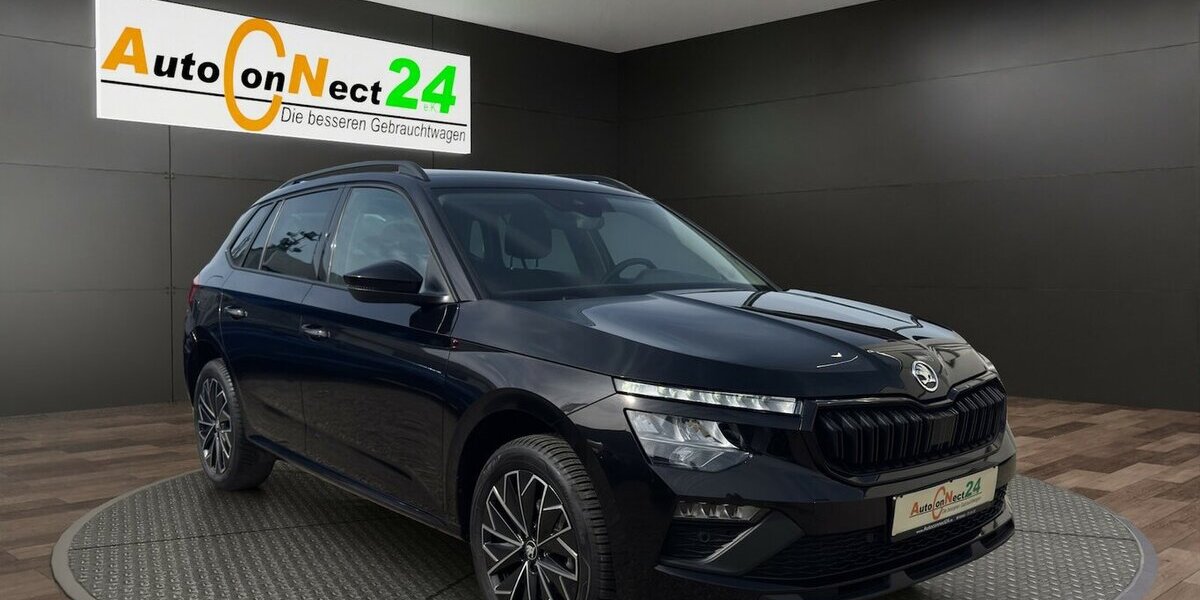 Skoda Kamiq 1.0 TSi Selection Black *Sitzhzg/Kamera/LED/ 11.195 km 21.490 &euro; Bamberg 96052