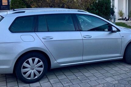 VW Golf 93.500 km 13.990 &euro; Bad Aibling 83043