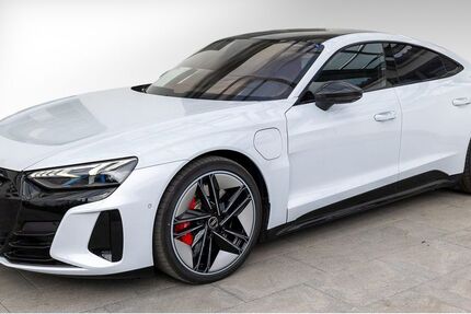 Audi RS e-tron GT 58.150 km 59.880 &euro; Rosenheim 83022