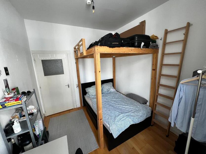 Zimmer in 2er-WG (4-Zimmer-Wohnung) in der Bonner Südstadt