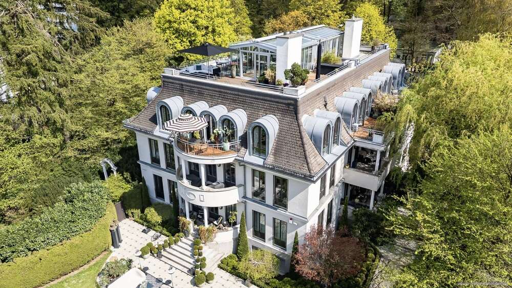 Etagenwohnung München Bogenhausen - 4 Zimmer, 203 m&sup2;, 2.600.000&euro; | Angebot:26319443