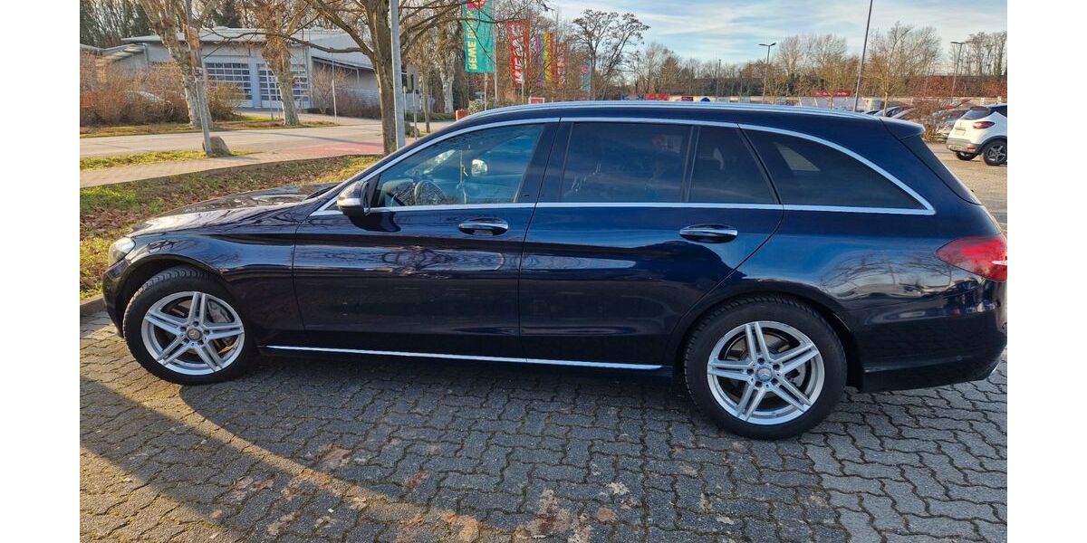 Mercedes-Benz C 250 309.000 km 12.000 &euro; Bürstadt 68642