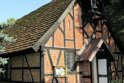 Großzügiges Grundstück in ländlicher Lage zimmer