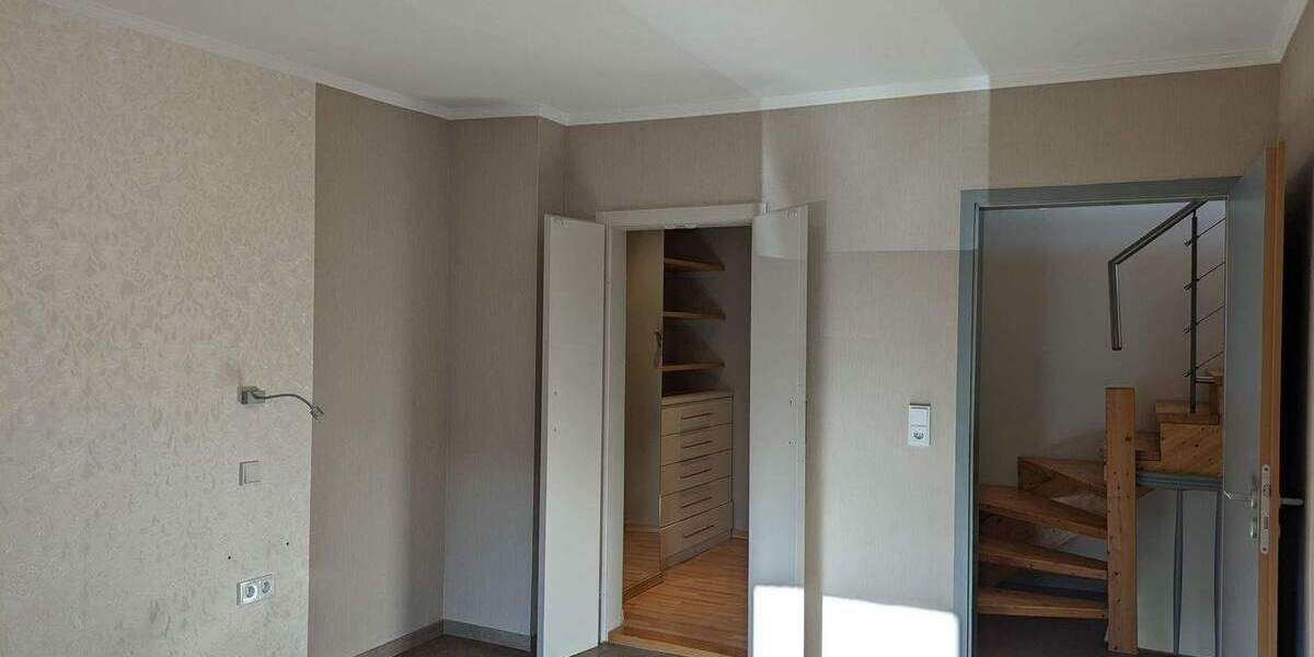Etagenwohnung Irsch - 5 Zimmer, 170 m&sup2;, 299.000&euro; | Angebot:26607103