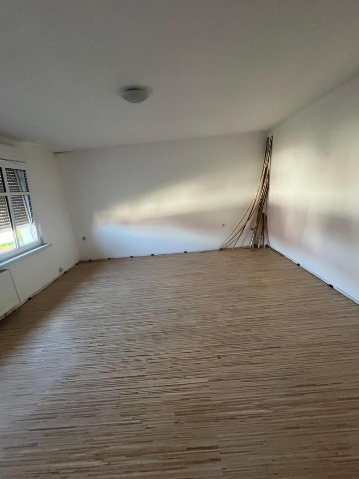 Helle 3-Zimmer-Dachgeschoßwohnung (ca. 80 m²) in Bralitz