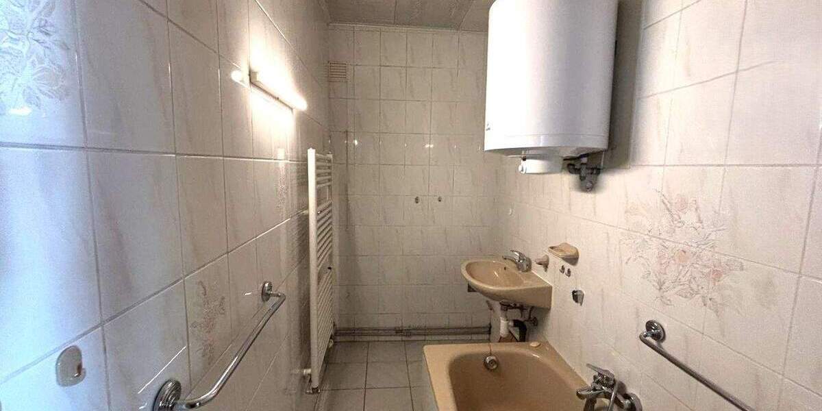 Einfamilienhaus Teuchern Obernessa - 4 Zimmer, 75 m&sup2;, 80.000&euro; | Angebot:25701656