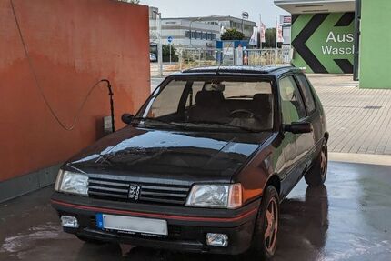 Peugeot 205 191.500 km 6.150 € Schwabach 91126
