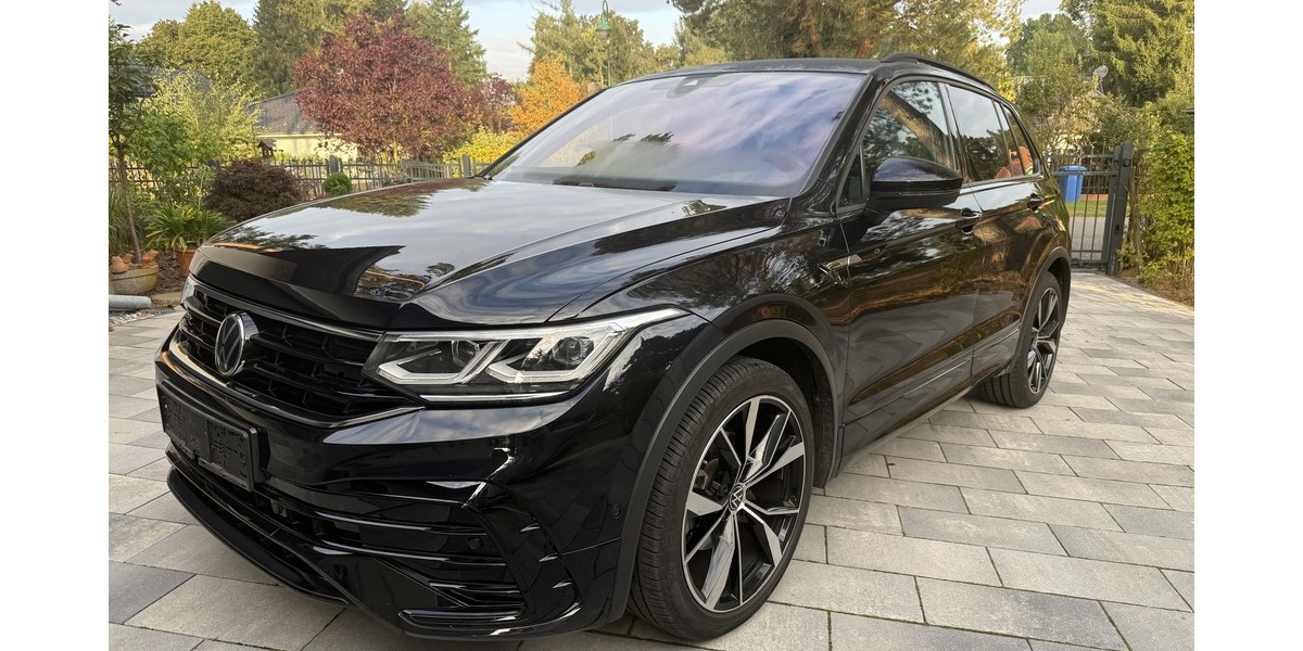 VW Tiguan R-Line Black MATRIX ACC CAM 20 Z HARMAN 57.456 km 32.650 € Berlin 10247