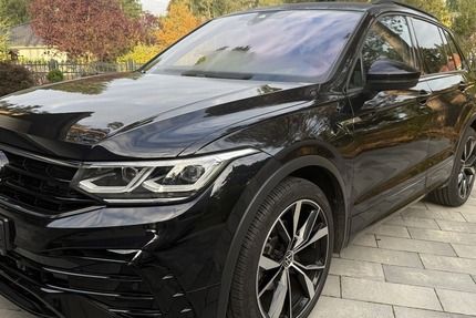 VW Tiguan R-Line Black MATRIX ACC CAM 20 Z HARMAN 57.456 km 32.900 € Berlin 10247
