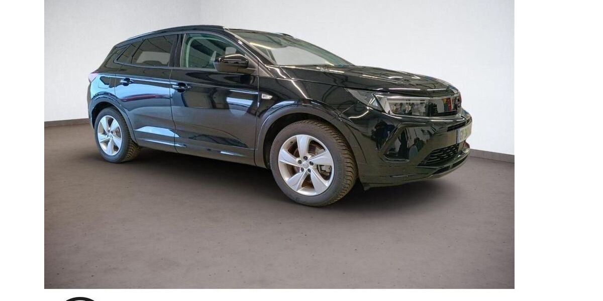 Opel Grandland (X) 8.392 km 26.990 &euro; Bremen 28779