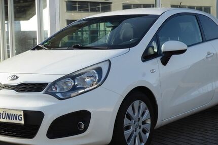 Kia Rio 191.118 km 3.780 &euro; Bernburg 06406