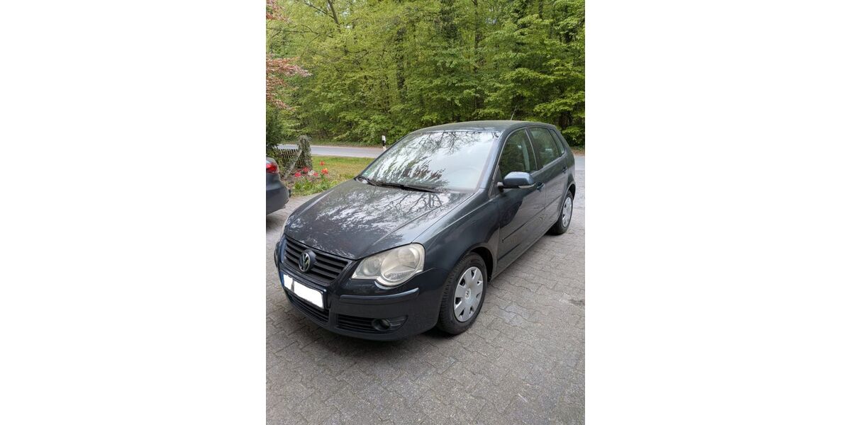 VW Polo 129.880 km 2.877 &euro; Salzkotten 33154