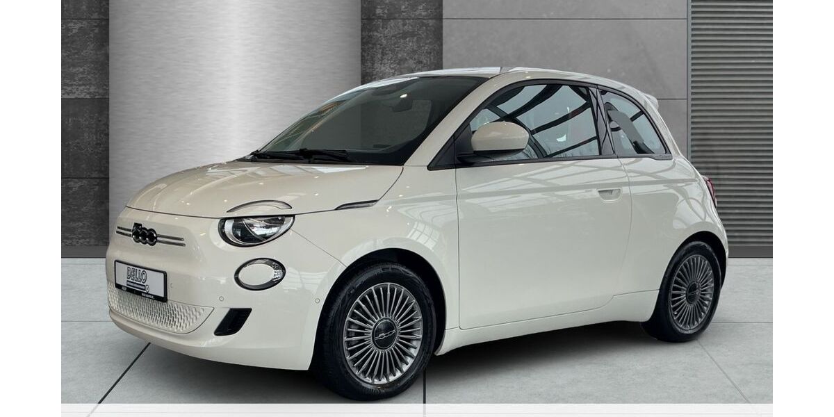 Fiat 500e 11.700 km 25.490 &euro; Ahrensburg 22926