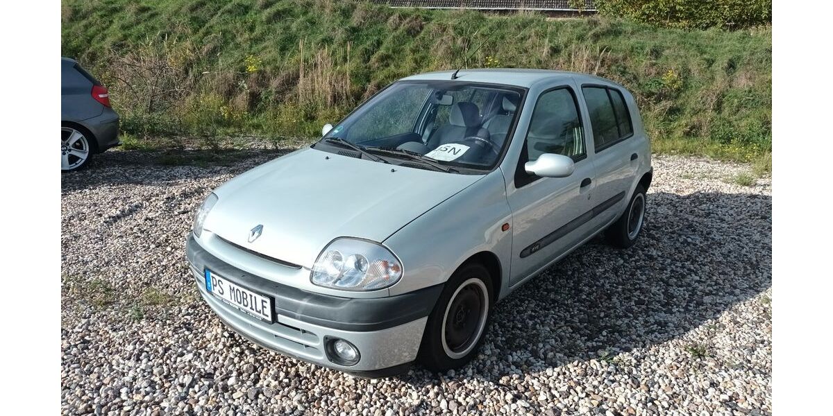 Renault Clio 110.000 km 1.390 &euro; Sandersdorf-Brehna 06792